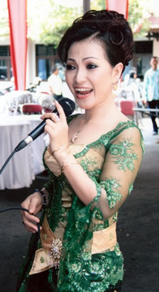 CAMPURSARI IDOL'1