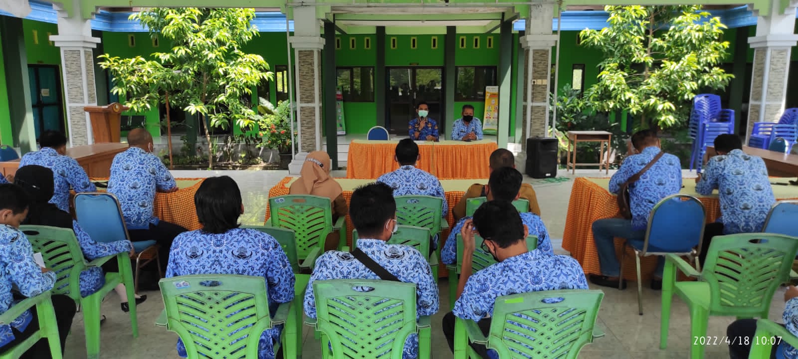 Rapat Dinas Kades Sekdes Sekecamatan Ngasem