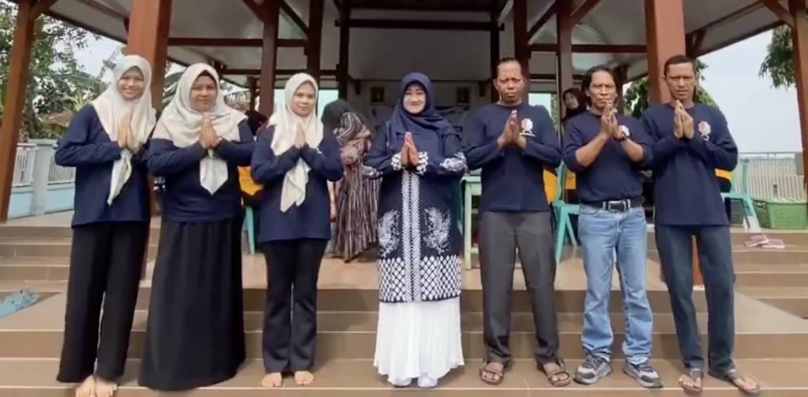 Pelaksanaan Posyandu dengan 6 (enam) Bidang SPM di Desa Bareng