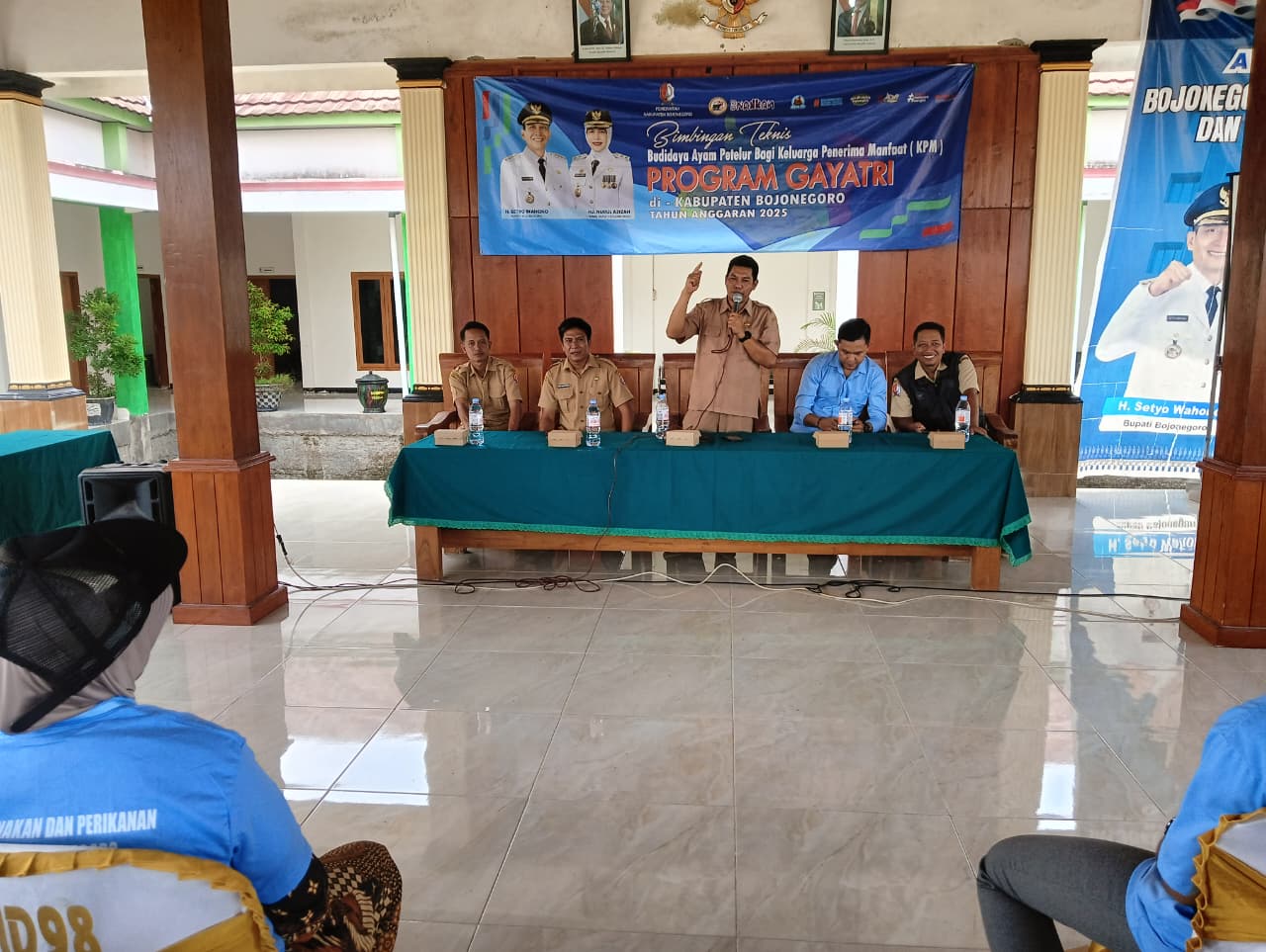 Bimbingan Teknis Budidaya Ayam Petelur bagi KPM GAYATRI
