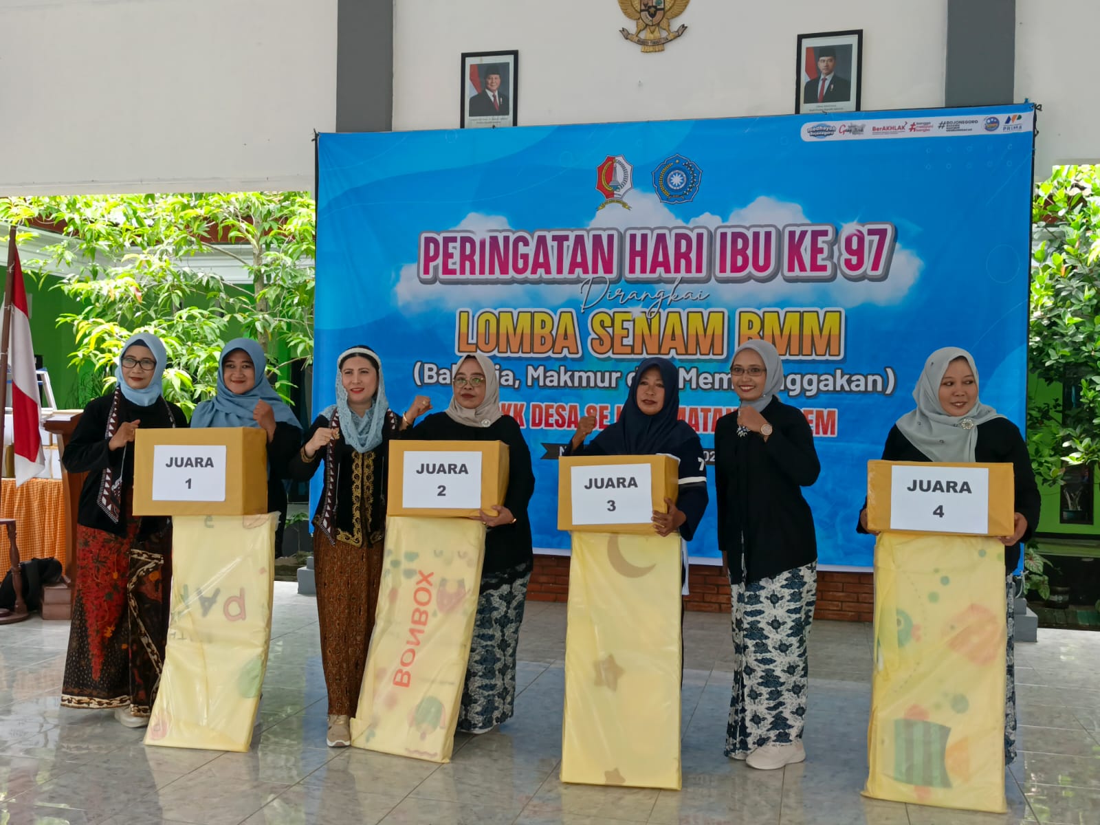 Penghargaan Pelaksanaan POSYANDU 6 SPM