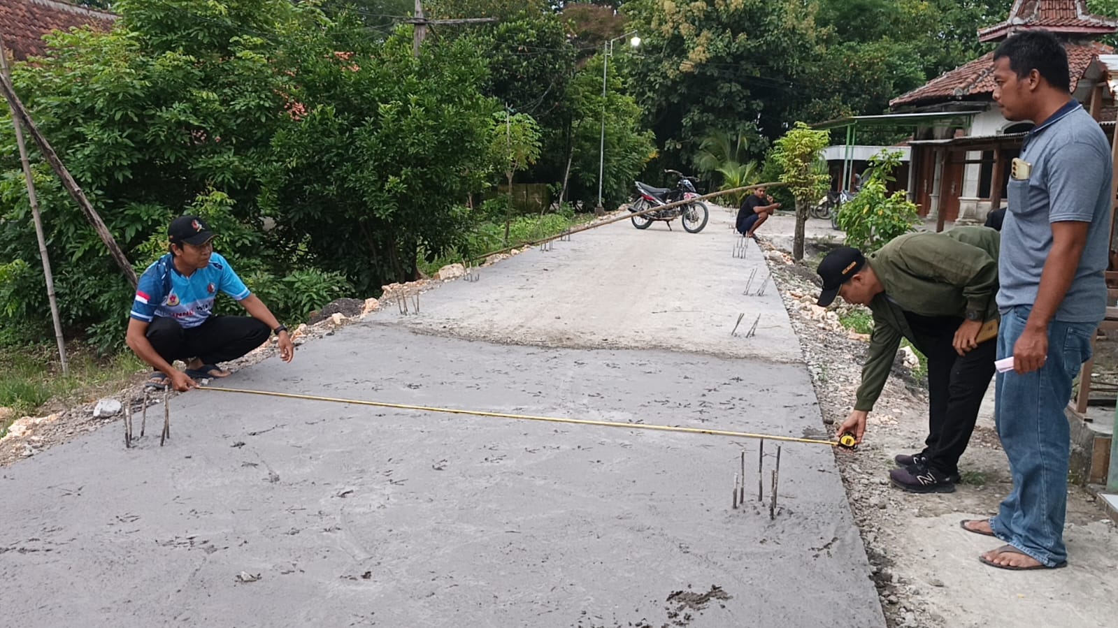 Pembangunan Jalan rigid Beton Desa Bandungrejo Tahun 2025