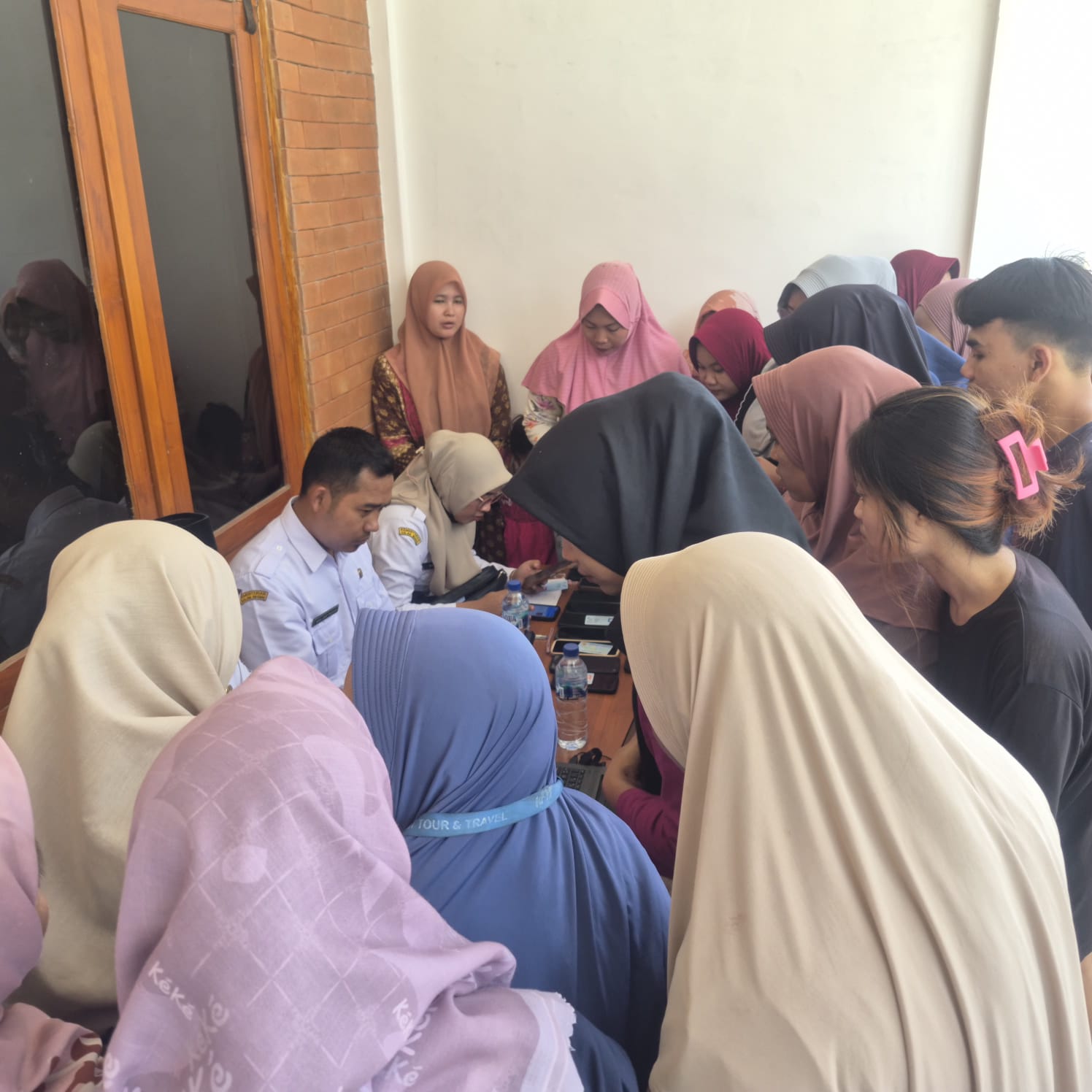 Aktivasi IKD & Sosialisasi Perlinsos di Desa Ngadiluwih