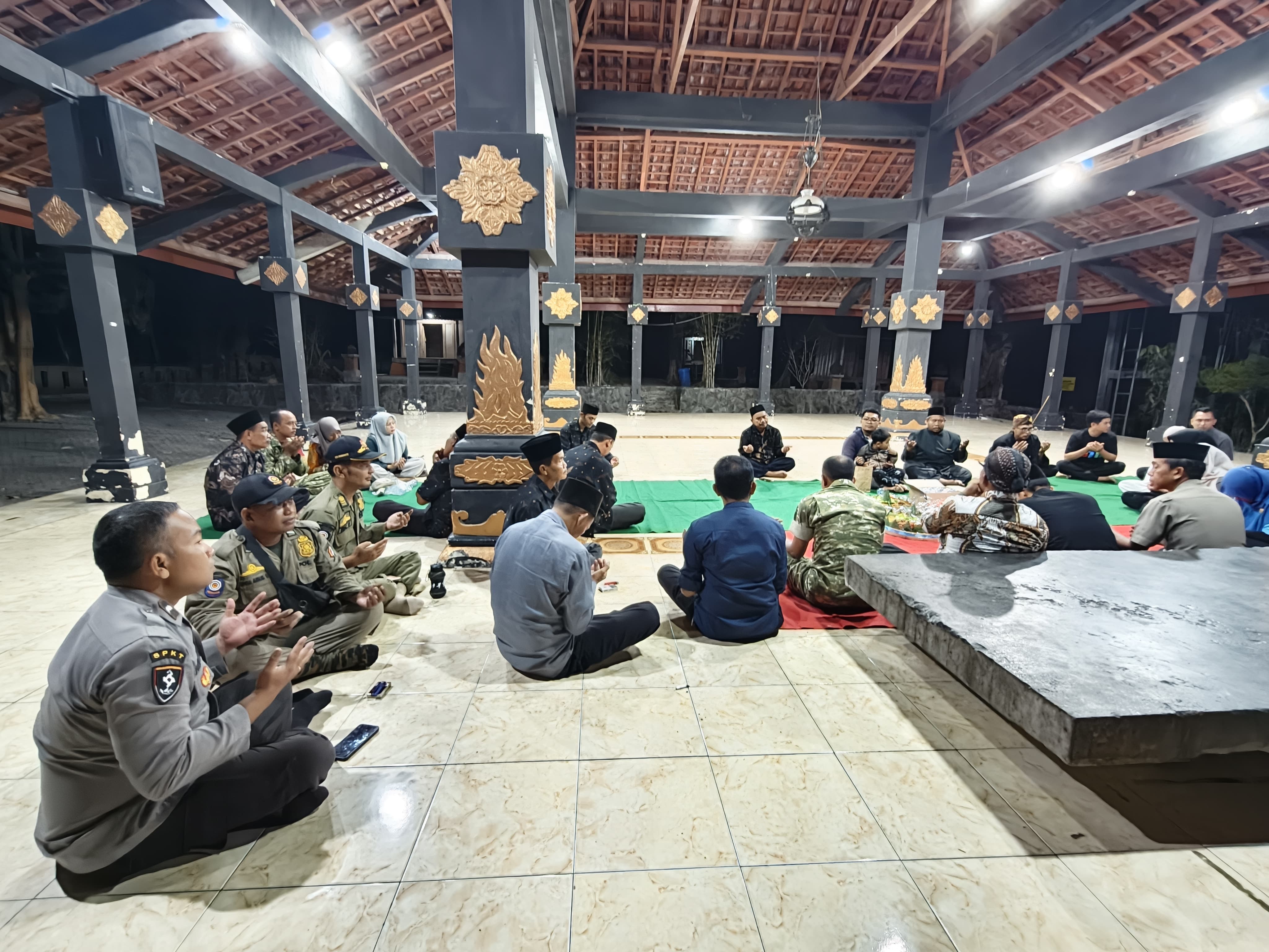 MALAM NGATURI MENGAWALI RANGKAIAN PERINGATAN HJB KE 349