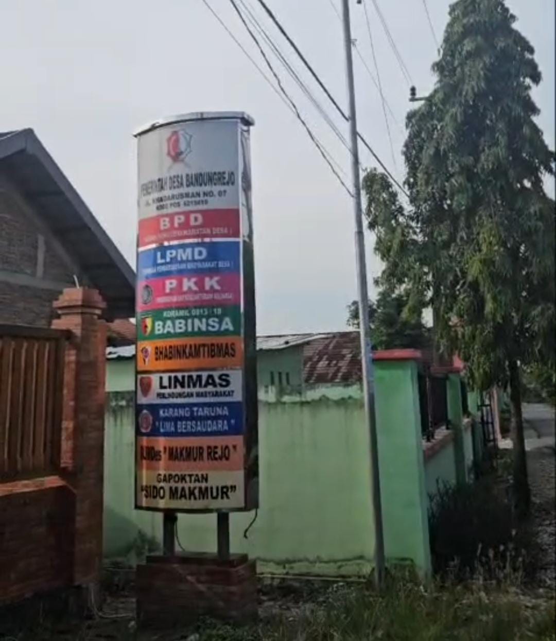 Pleno PKK Desa Bandungrejo dilanjutkan dengan kunjungan dan belanja telur di KPM GAYATRI